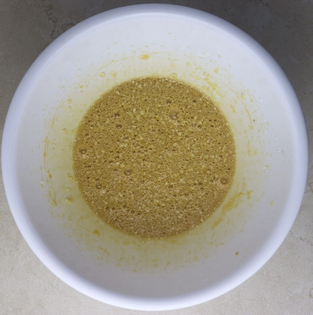 how to mix eggs, sugar, butter, milk and baking powder